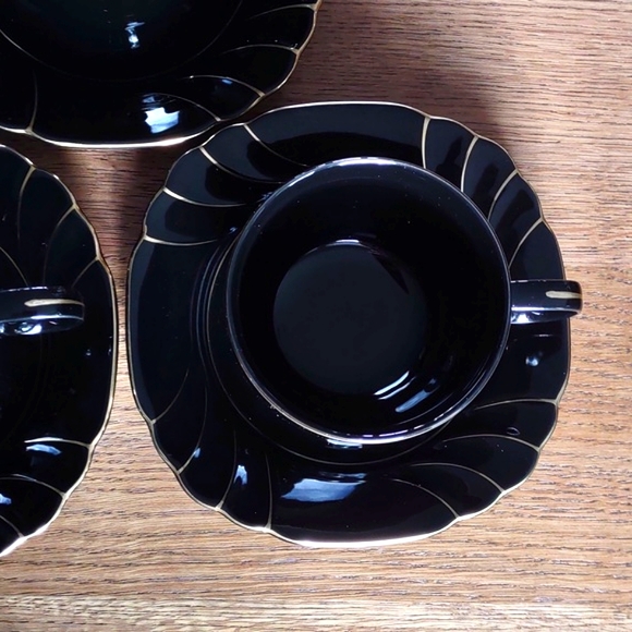 Wave Golden Black Gallery Collections by Ranmaru Teacup and Saucer (4) - Picture 7 of 13